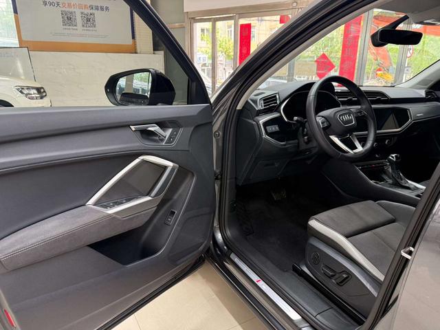 Audi Q3 2023, фото 8