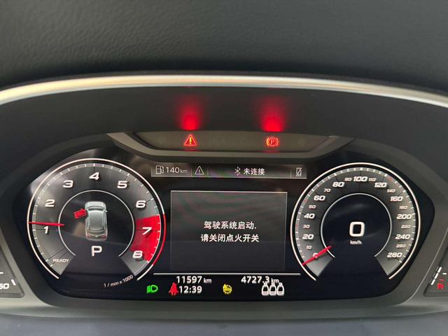 Audi Q3 2023, фото 10