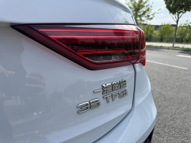 Audi Q3 Sportback 2023, фото 7
