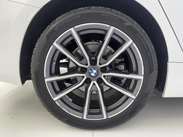 BMW 3 2023, фото 17