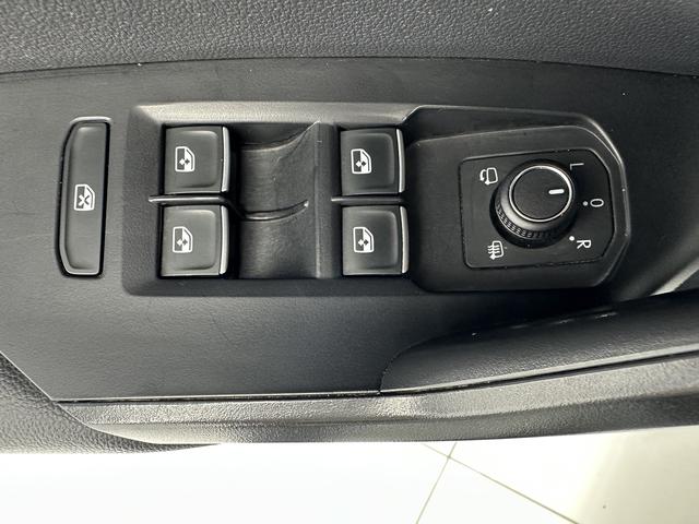 Volkswagen Jetta 2023, фото 12
