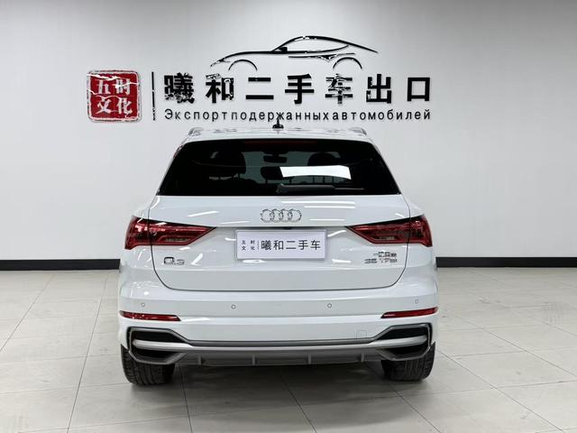 Audi Q3 2022, фото 4