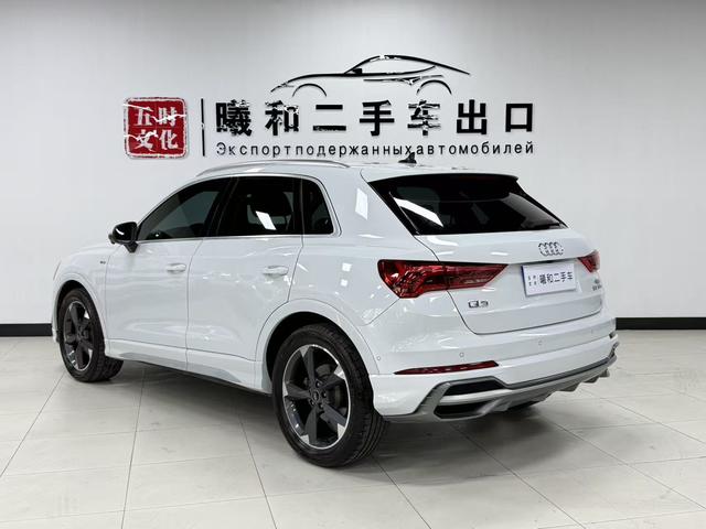 Audi Q3 2022, фото 5