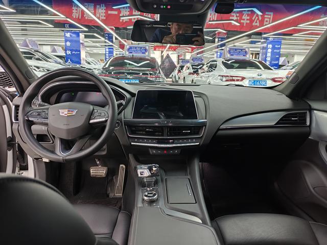 Cadillac CT5 2023, фото 5