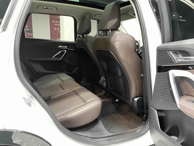 BMW X1 2023, фото 14