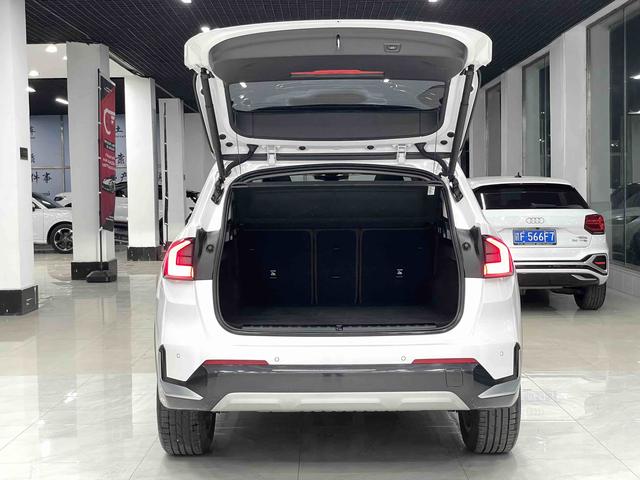 BMW X1 2023, фото 16