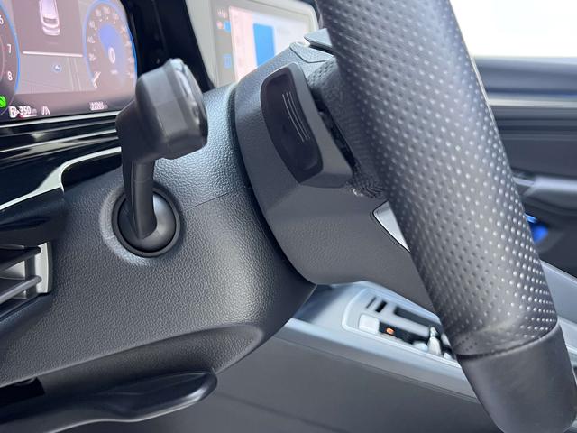 Volkswagen Golf 2023, фото 14