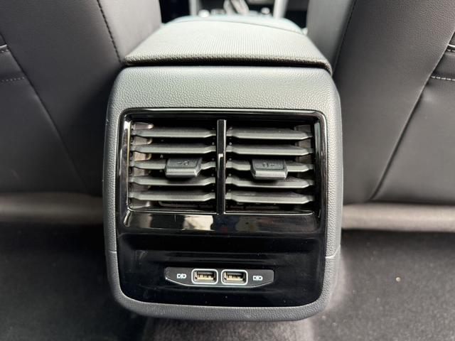 Volkswagen Jetta 2023, фото 13