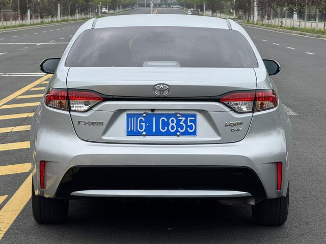 Toyota Corolla 2023, фото 6
