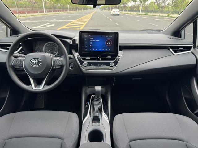 Toyota Corolla 2023, фото 12