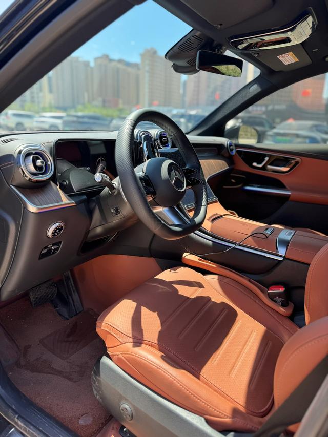 Mercedes-Benz GLC 2025, фото 4