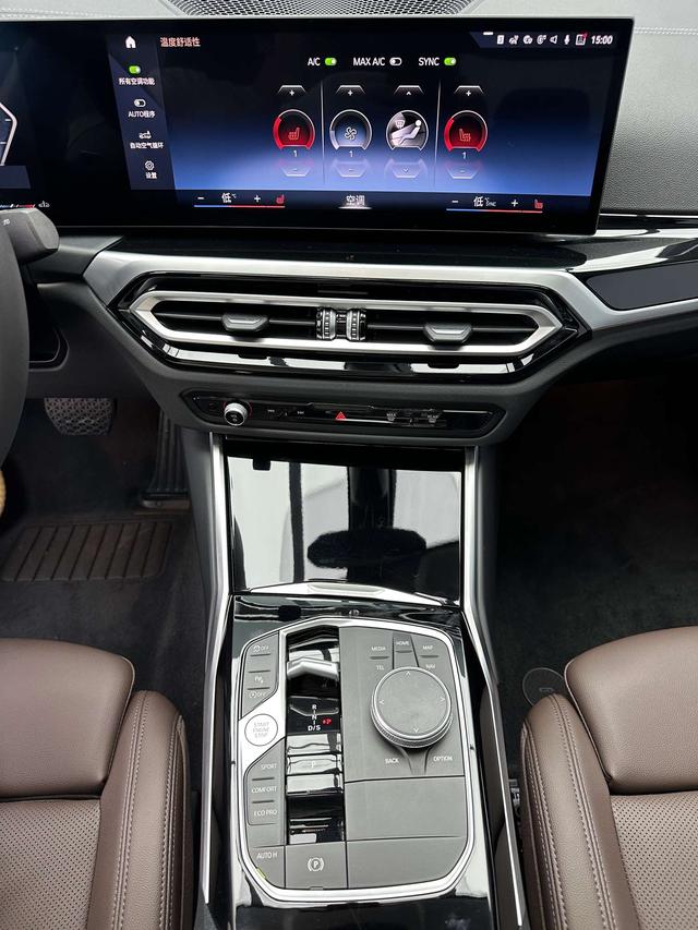 BMW 3 2023, фото 14