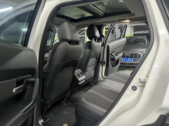 Mazda CX-50 2023, фото 8