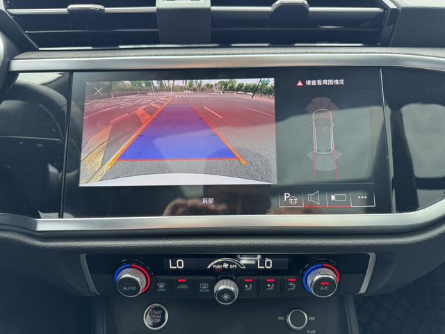 Audi Q3 2022, фото 16