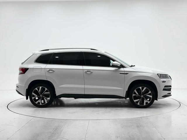 Skoda Karoq 2022, фото 9