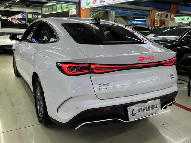 BYD Seal 2025, фото 4