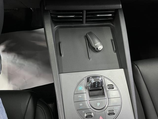 BYD Seal 2025, фото 12