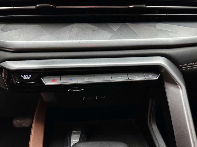 Geely Emgrand X6 2021, фото 15