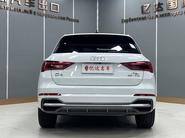 Audi Q3 2021, фото 6