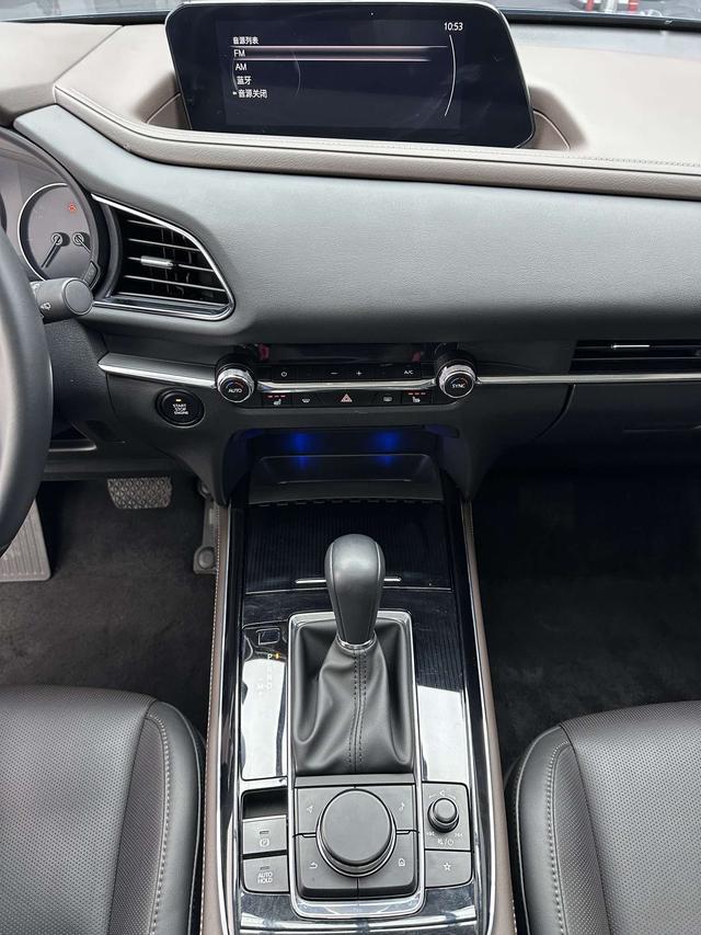 Mazda CX-30 2022, фото 15
