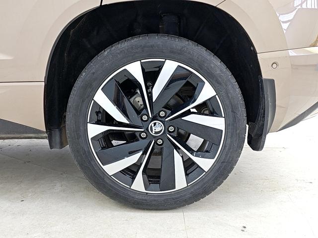 Skoda Karoq 2022, фото 16