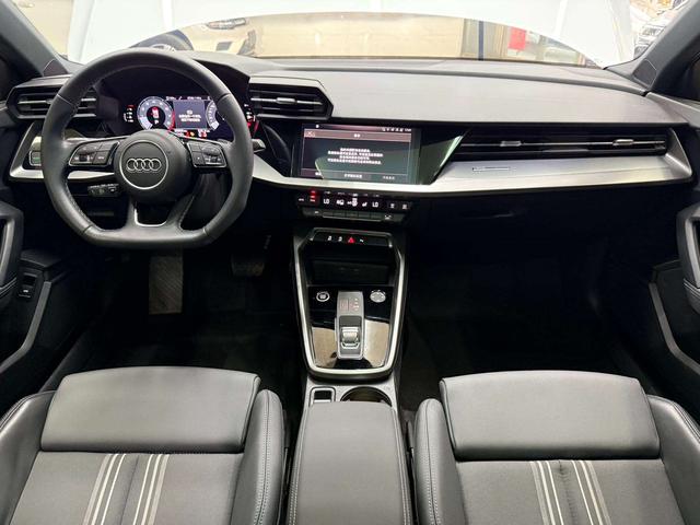 Audi A3 2023, фото 14