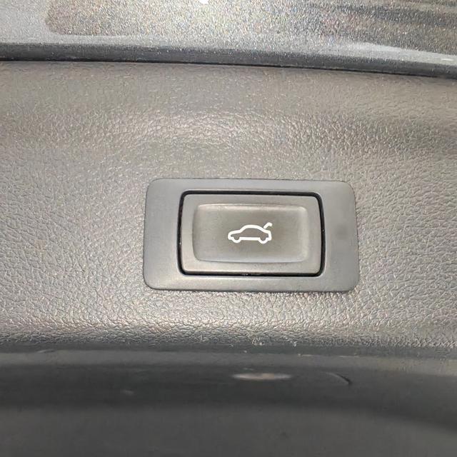 Audi Q3 2022, фото 16