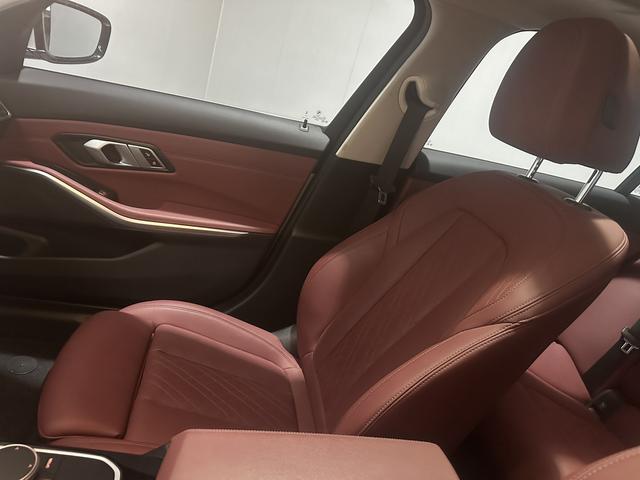 BMW 3 2023, фото 15