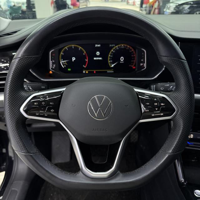 Volkswagen Passat 2023, фото 14