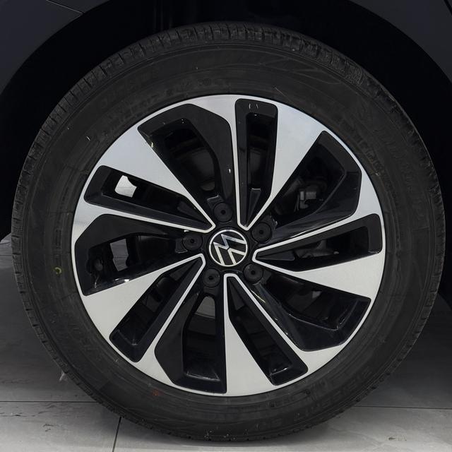 Volkswagen Passat 2023, фото 15