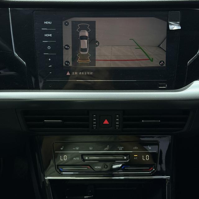 Volkswagen Passat 2023, фото 16