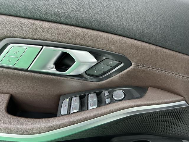 BMW 3 2022, фото 15