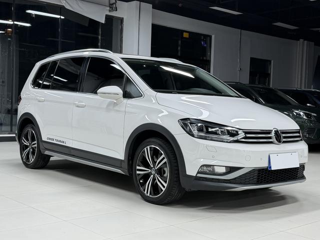 Volkswagen Tuan L 2022, фото 3