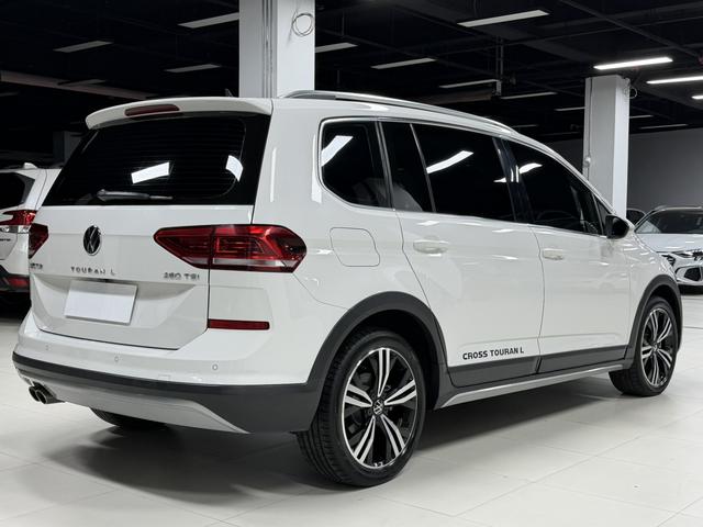 Volkswagen Tuan L 2022, фото 5