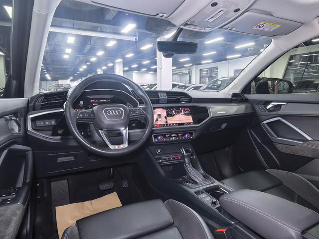 Audi Q3 Sportback 2022, фото 14