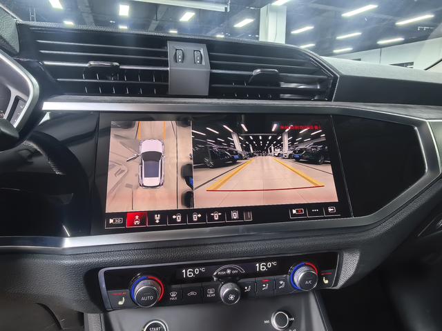 Audi Q3 Sportback 2022, фото 17