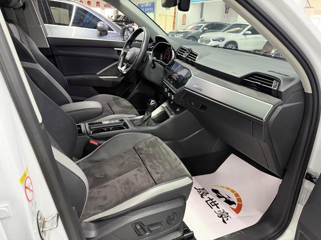 Audi Q3 2022, фото 15