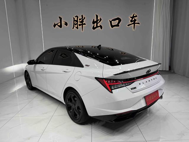 Hyundai Elantra 2022, фото 6