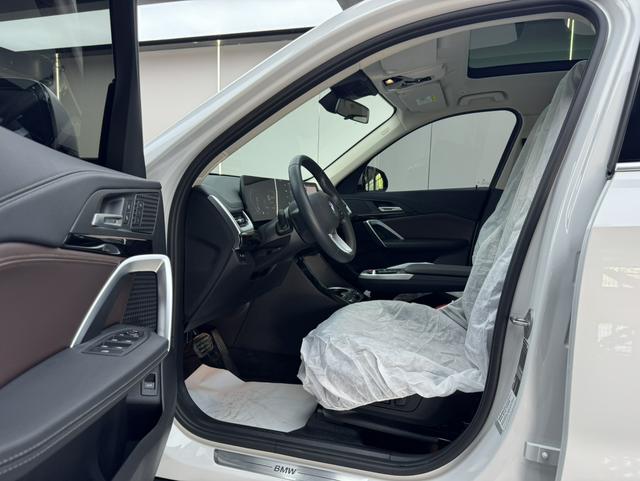BMW X1 2023, фото 9