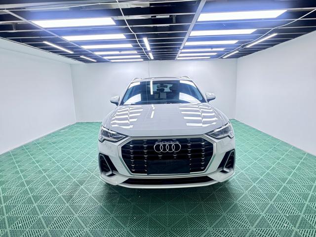 Audi Q3 2022, фото 2