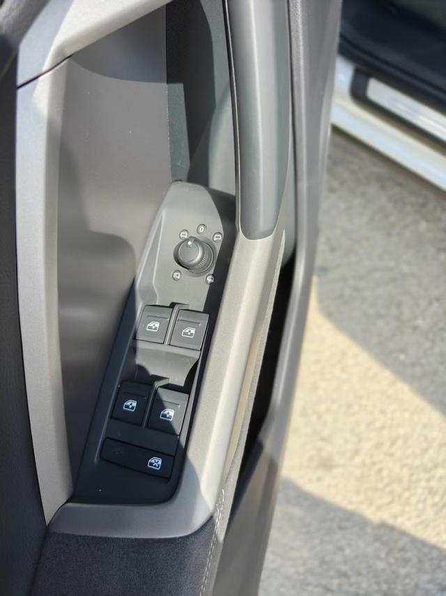 Audi Q3 2022, фото 14