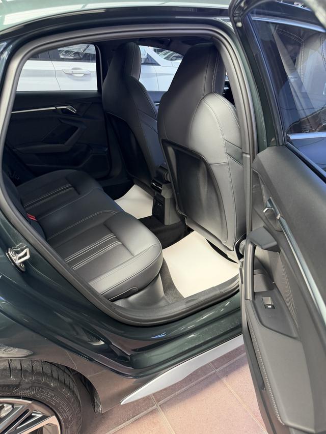 Audi A3 2023, фото 9