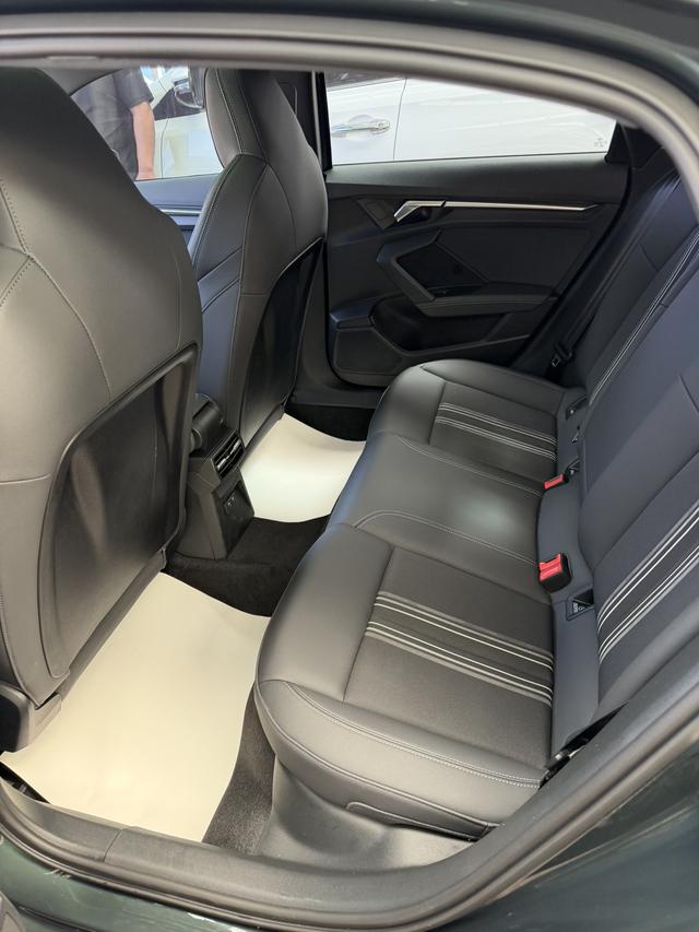 Audi A3 2023, фото 12