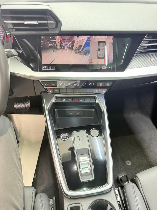 Audi A3 2023, фото 17