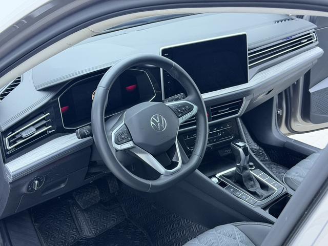 Volkswagen Jetta 2023, фото 8