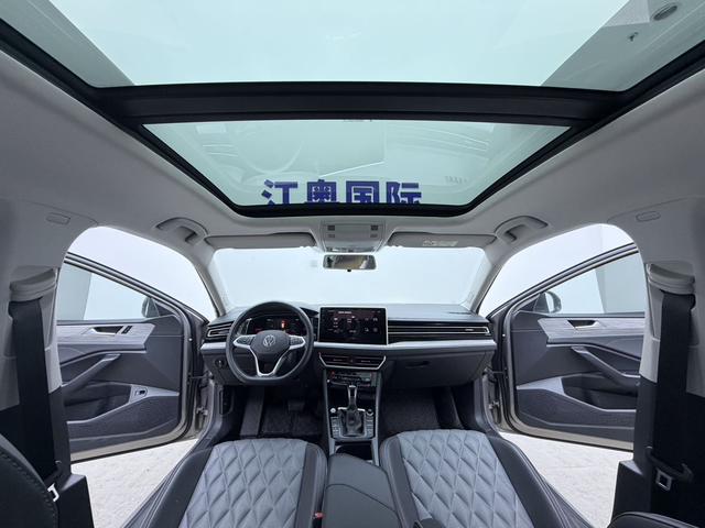 Volkswagen Jetta 2023, фото 14