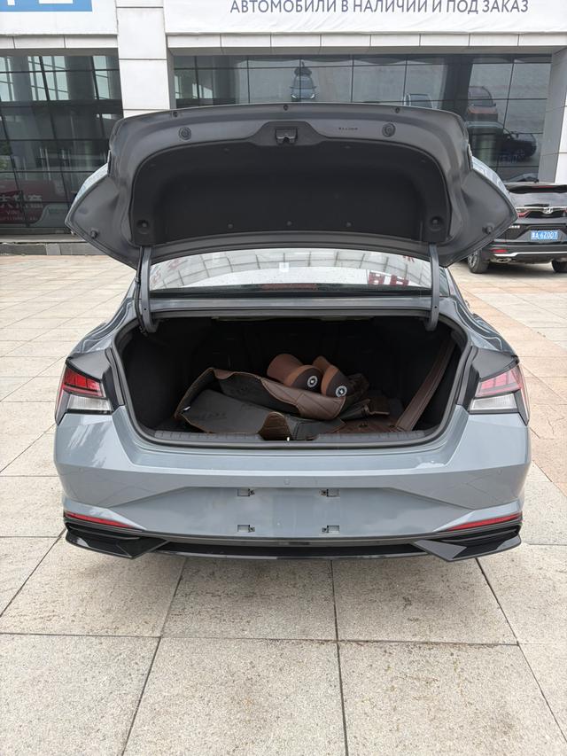 Hyundai Elantra 2022, фото 14