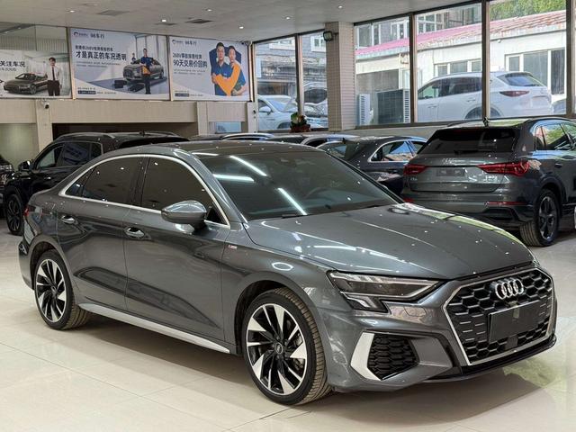 Audi A3 2023, фото 3