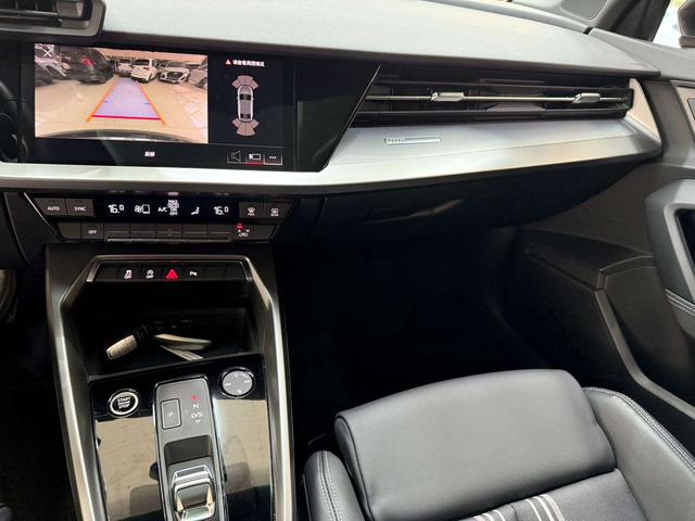 Audi A3 2023, фото 12
