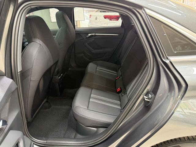 Audi A3 2023, фото 15